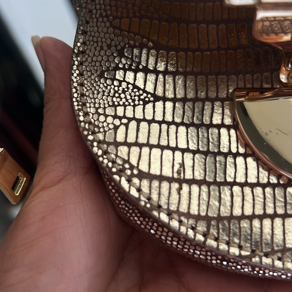 MICHAEL KORS Mini CRISS BODY BAG!! Gold tone - Picture 12 of 13